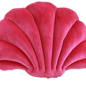 Pink Shell-Shaped Pillow